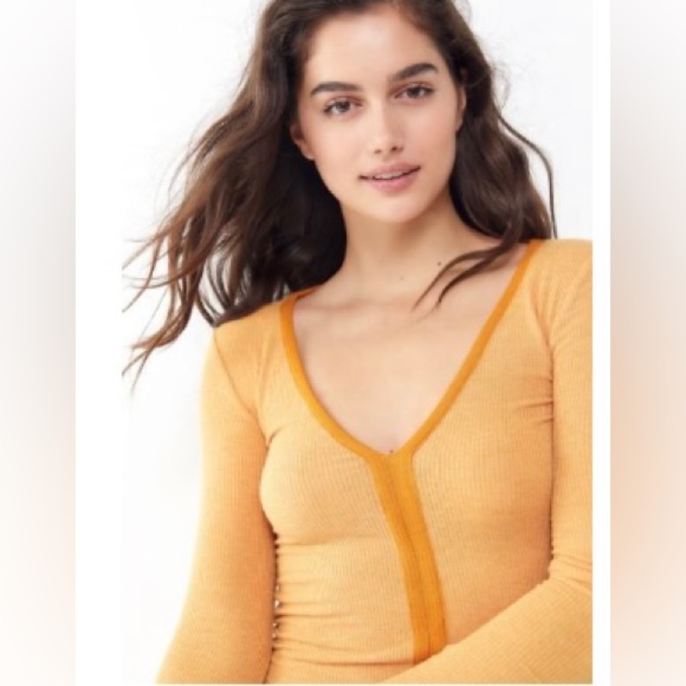 NWT Out From Under Mustard V-Neck Top